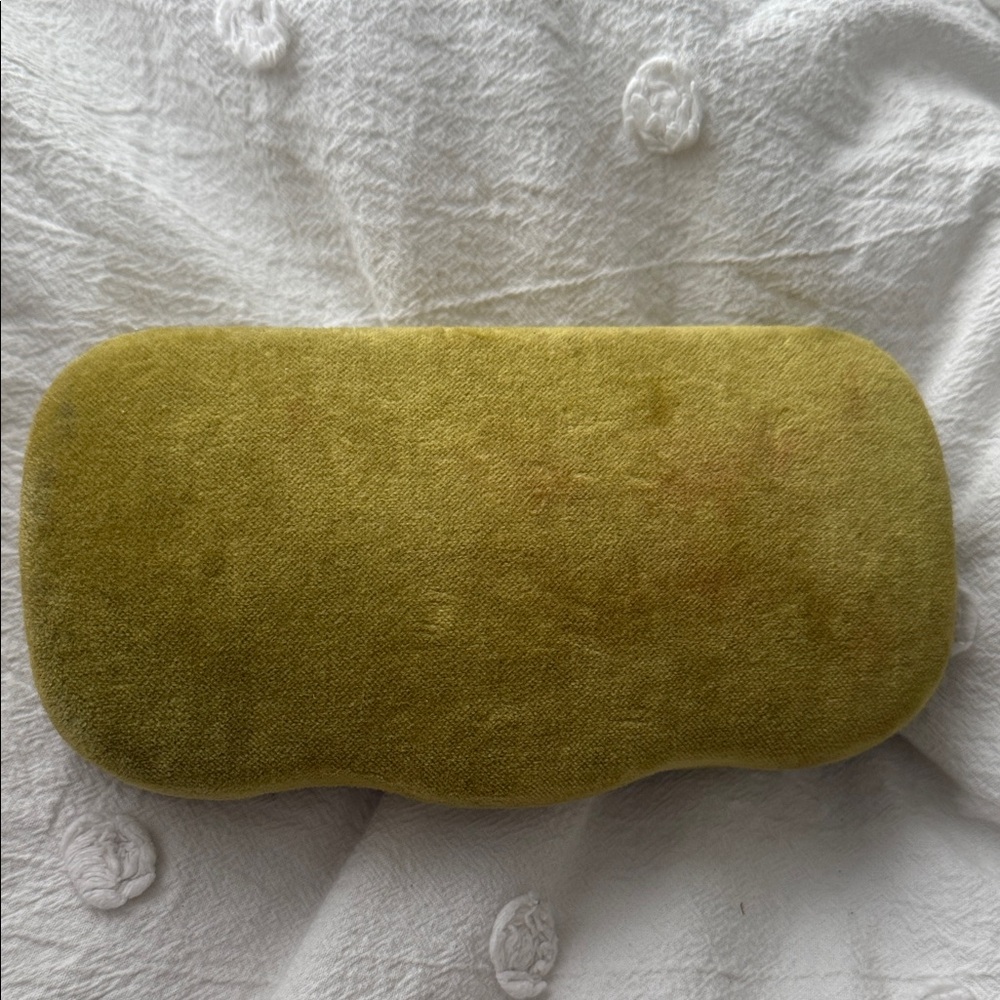 Gucci Rectangular Black Sunglasses - image 4